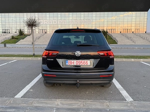 VW Tiguan, an 2019, 2.0 TDI   150 CP, cutie automată DSG, navi mare, camera, carlig de remorcare - imagine 7