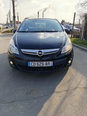 Opel Corsa D 1.4i 2012 Euro 5   Carte service Garantie Rate