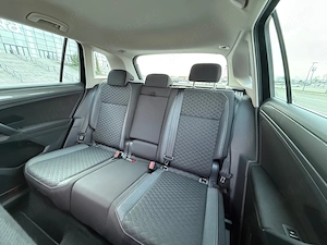VW Tiguan, an 2019, 2.0 TDI   150 CP, cutie automată DSG, navi mare, camera, carlig de remorcare - imagine 20