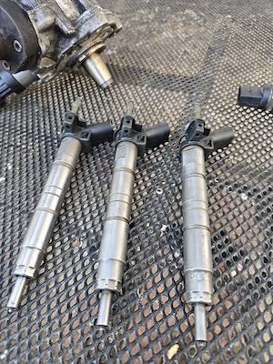 vand injectoare n47 - imagine 4