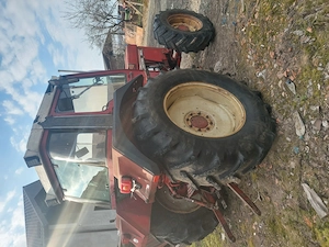 Vând Tractor Case International 845 - imagine 3