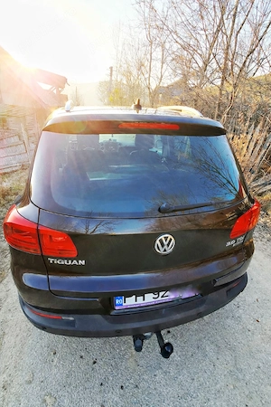 VW Tiguan 2015 2.0 TDI DSG 4Motion Panoramic Navi Cârlig - imagine 4