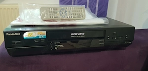 Vide recorder Panasonic Hi Fi nou