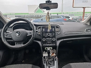 Renault Megane  - imagine 7