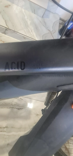 Vand bicicleta cube acid 29'