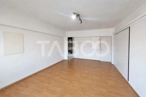 Apartament de vanzare decomandat cu 3 camere balcon etaj 2 in Turnisor - imagine 5