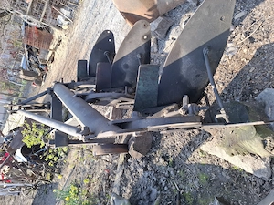 Se vinde tractor și plug! - imagine 3