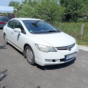 Honda Civic Hibrid Automată  - imagine 2