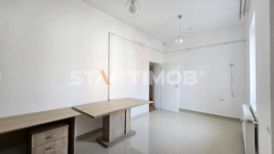 Apartament in vila Central Brasov - imagine 8