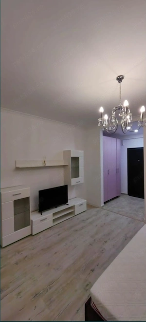 Garsoniera de închiriat 