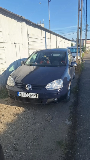 Vând Volkswagen Golf 5   1.9 TDI   4Motion (4x4)   6 Trepte  Descriere: Vând Golf 5, motor 1.9 TDI,  - imagine 2