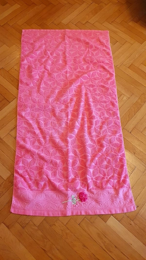 Prosop roz, nou