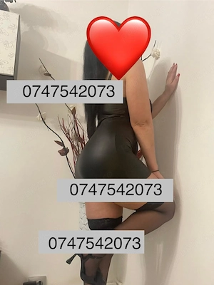 Acum in oraș  o fată tânără  poze reale si recente! - imagine 1