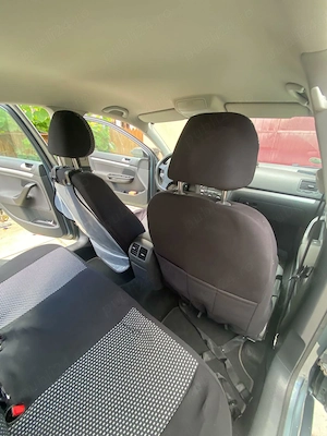 Volswagen Jetta, an 2009 - imagine 7