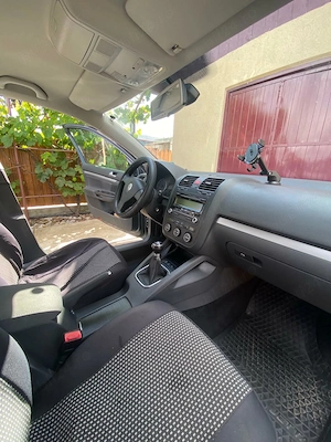 Volswagen Jetta, an 2009 - imagine 8