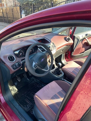 Vând Ford Fiesta 2009 - imagine 2