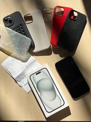 iPhone 15, 128 GB, negru - imagine 5