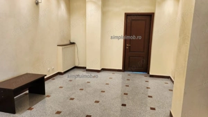 Clădire business de închiriat Bucureștii Noi 1250mp  cu parcare 850mp - imagine 11