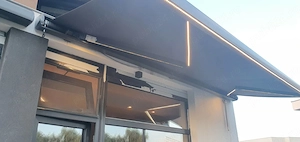 Vand Marchiză Copertină retractabilă casetată motorizată 5x3 m cu iluminare LED gri