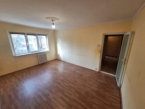 VÂND SAU SCHIMB - Apartament 3 Camere - Stradal - Tomis Nord - Str Tulcei - Gaze - Etaj 2 din 4 -   - imagine 3