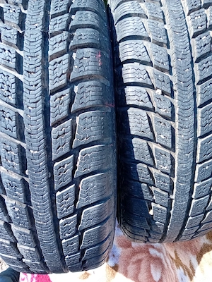 De vânzare anvelope 