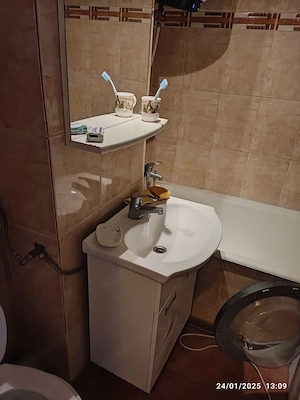 Garsoniera Auchan Vitan - imagine 4