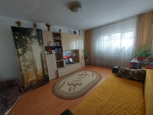 Vanzare apartament 3 camere, zona micro 11 - Targoviste