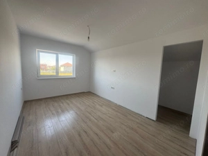 Duplex - 4 camere - Comision 0 - Moșnița Nouă, situat aproape de 4 ben - imagine 5