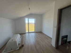Duplex - 4 camere - Comision 0 - Moșnița Nouă, situat aproape de 4 ben - imagine 7