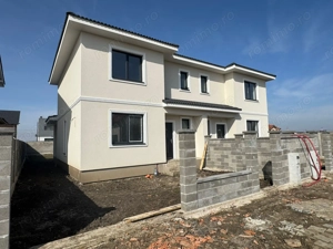 Duplex modern de vanzare in Mosnita Noua aproape de Centura Kaufland - imagine 2