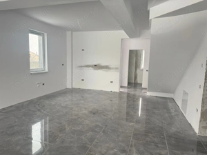 Duplex Modern Despărțit prin Camera Tehnică 167.000 Euro - imagine 6