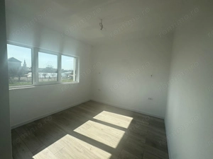 Duplex Mosnita 4 camere 2 bai Asfalt Toate utilitatile - imagine 7