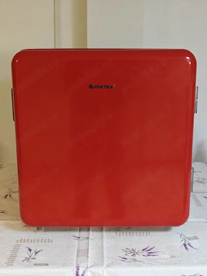  Mini-Frigider Retro Vortex VMSBRD04M   Roșu, Stare Excelentă