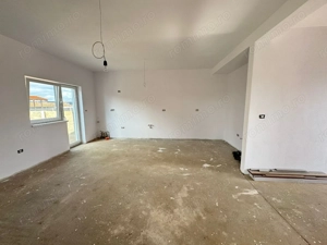 Duplex pe parter cu 3 camere 112.000 - imagine 7