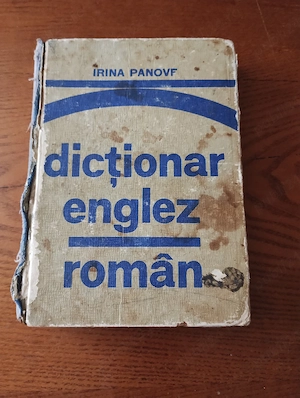 136. Carte, Dicționar englez - roman, Irina Panovf 