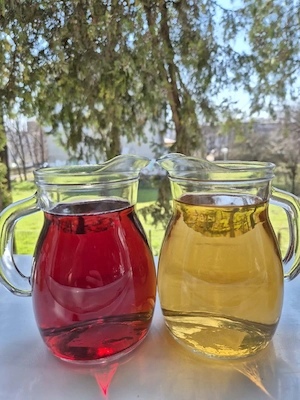 Vin de țară roze si alb.