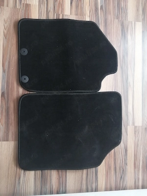 Covorașe noi Dacia Spring