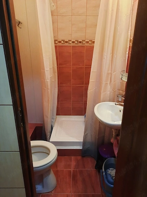 Inchiriez Garsoniera zona Rogerius - imagine 8