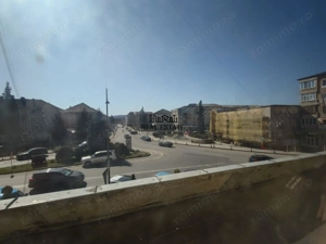 Spatiu pentru birouri km 0 Brad - imagine 2