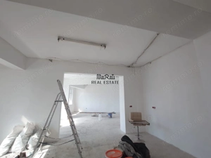 Spatiu pentru birouri km 0 Brad - imagine 8