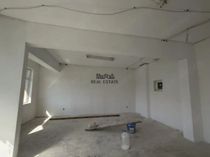 Spatiu pentru birouri km 0 Brad - imagine 9