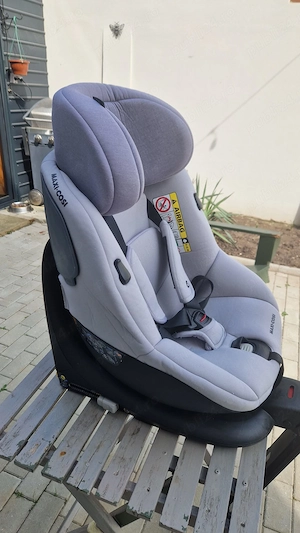 Scaun auto Maxi-Cosi Mica i-Size 360  ISOFIX   premium, stare foarte bună