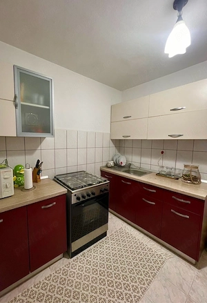 Vand apartament 2 camere - zona Burdujeni - imagine 3