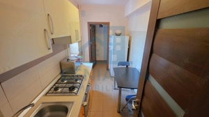 Garsoniera centrala langa Patria - imagine 3