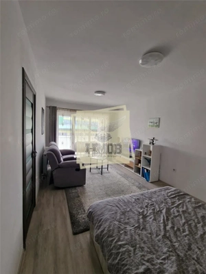 Garsoniera generoasa 38 mp cu balcon si loc de parcare