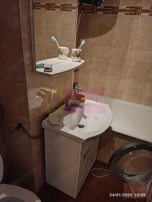 Garsoniera Vitan- zona Auchan. - imagine 9