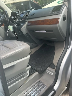 volkswagen Multivan - imagine 3