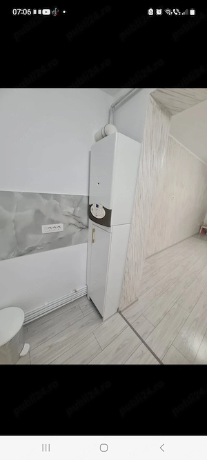 1 camera langa Mall Carrefour micro 40 - imagine 5