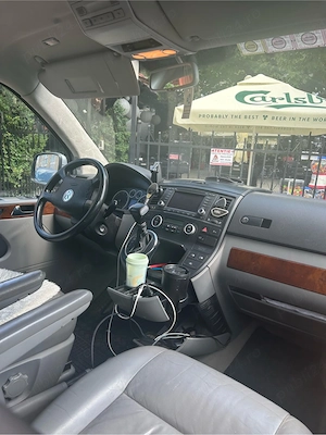 volkswagen Multivan - imagine 4