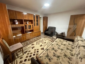 Apartament 2 camere, etaj 1 – mobilat și utilat, centrală proprie, zonă Micro 6 - imagine 2
